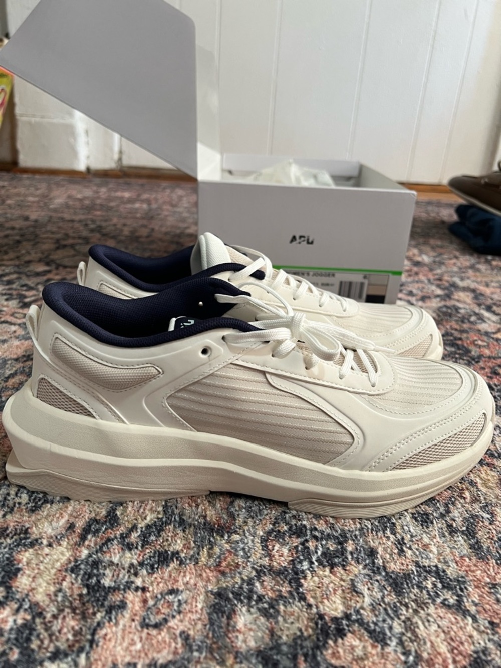 NWT APL Women’s Joggers size 10 in Ivory / Greige / Navy